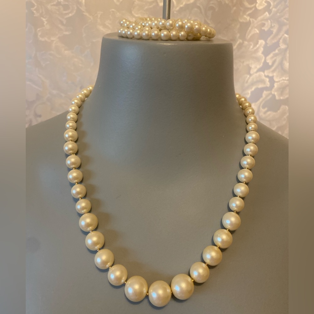 Vintage Faux Pearl Necklace And Bracelet, 21-inch Adjustable At The Back